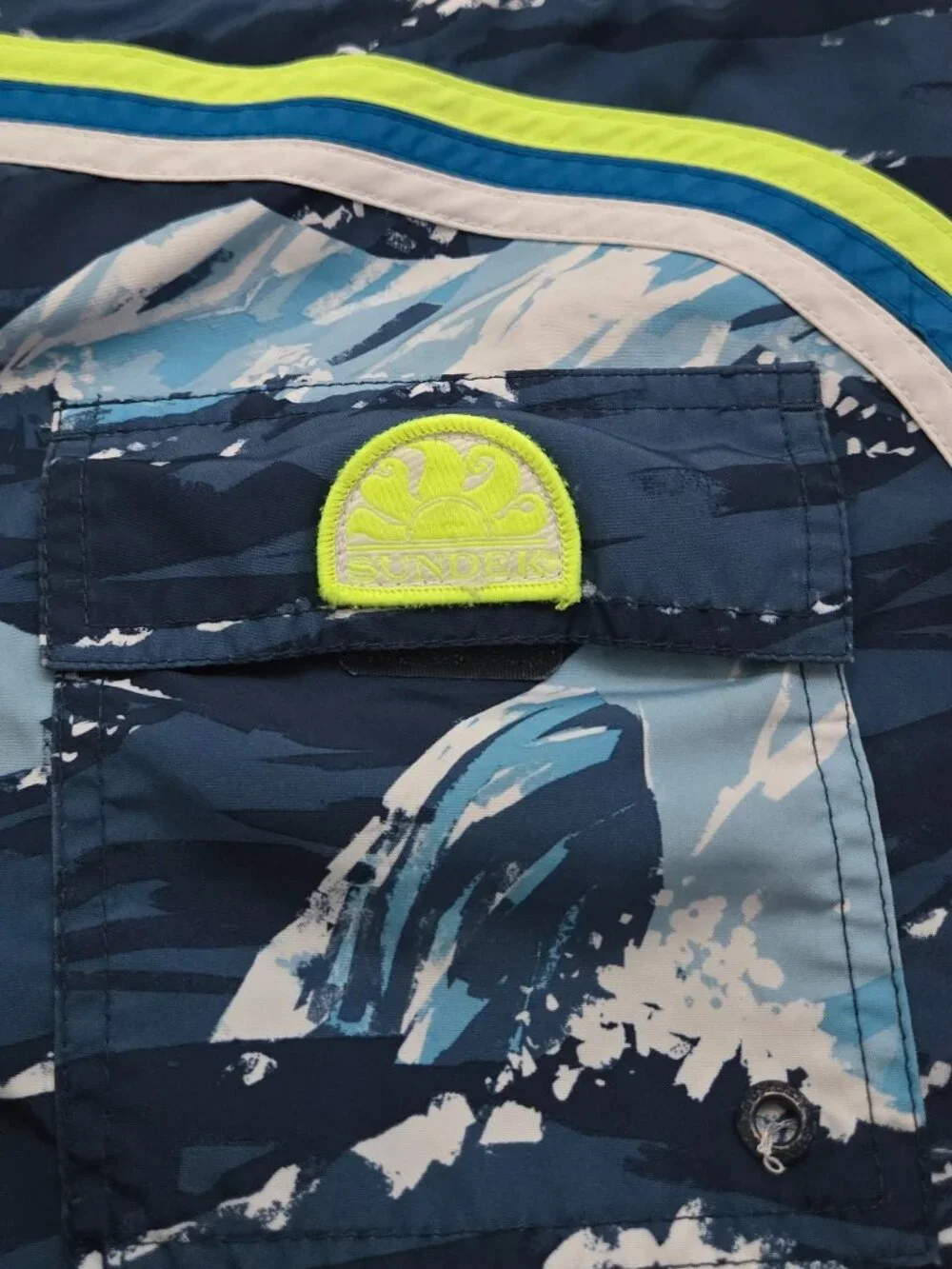 Sundek Retro 80s Swim Trunks Mens Blue Glacier Scene Embroidered Penguin XL
